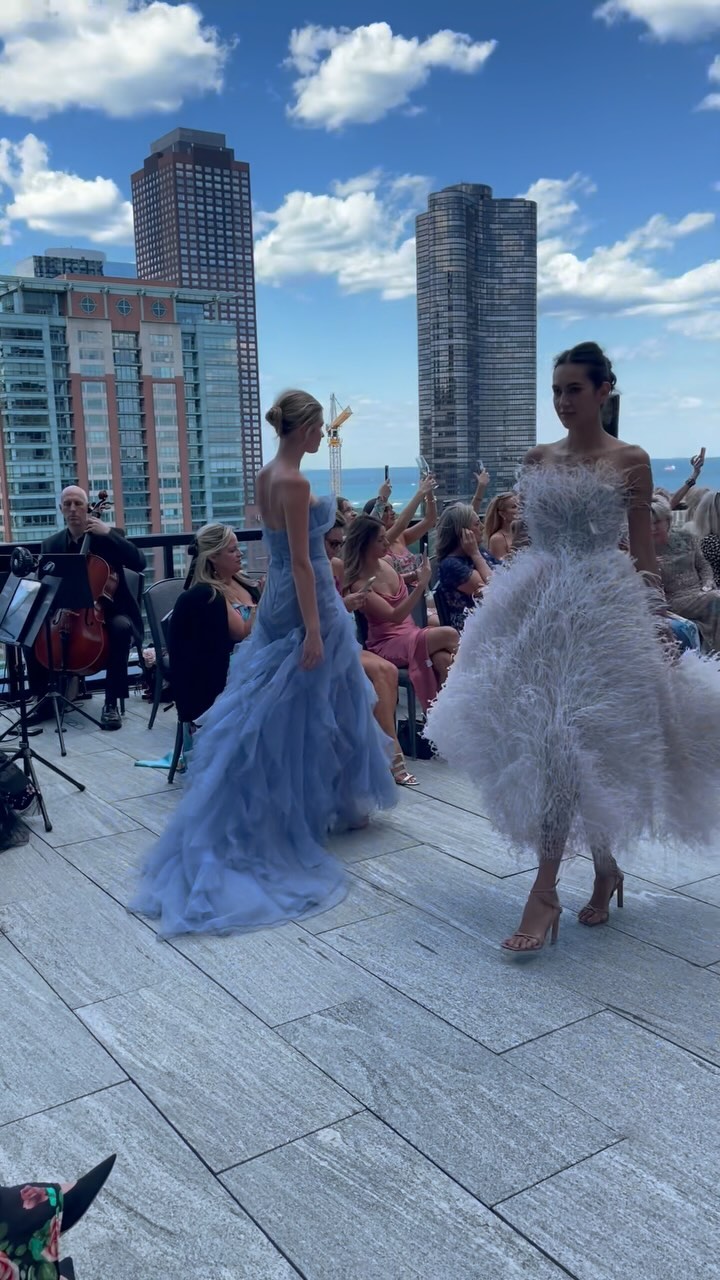 A most perfect day @stregischicago in the Windy City for the Marchesa Couture show hosted by @mira_couture 
Artistrings pop quartet had a lot of fun with this 
.
.
.
marchesaxmira marchesainchicago marchesafashion marchesabridal stregischicago artistrings artistringschicago artistringsofficial popstrings popstringquartet stringquartet chicagostringquartet chicagoviolinist chicagoviolin chicagopopstringquartet fashion bridal bridalfashion couture couturefashion couturegown couturebride