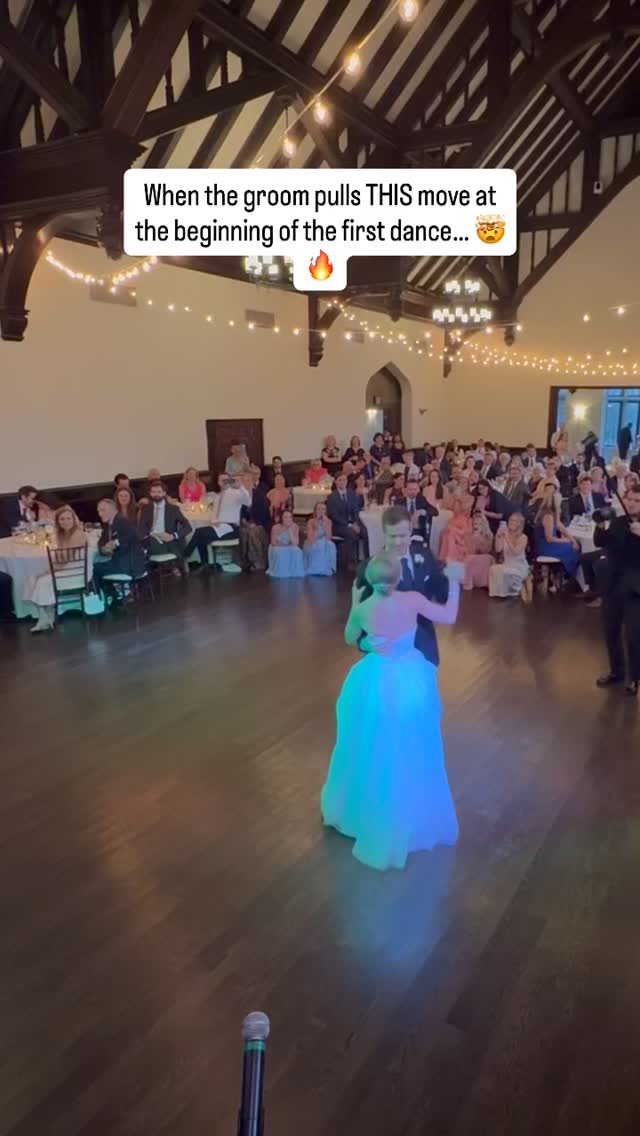 Proof that live music + one epic lift = the BEST crowd reaction  The loveliest first dance for Colleen & Dan!🥰️
.
.
.
firstdance carolsarlasorchestra chicagowedding chicagoweddingband michiganshoreswedding michiganshoresclubwedding michiganshoresclub chicagoweddings chicagoweddingbands WeddingVibes FirstDanceGoals BrideAndGroom WeddingInspo BestDayEver WeddingReception CoupleGoals weddingband epicfirstdance viralwedding instareels reelswedding