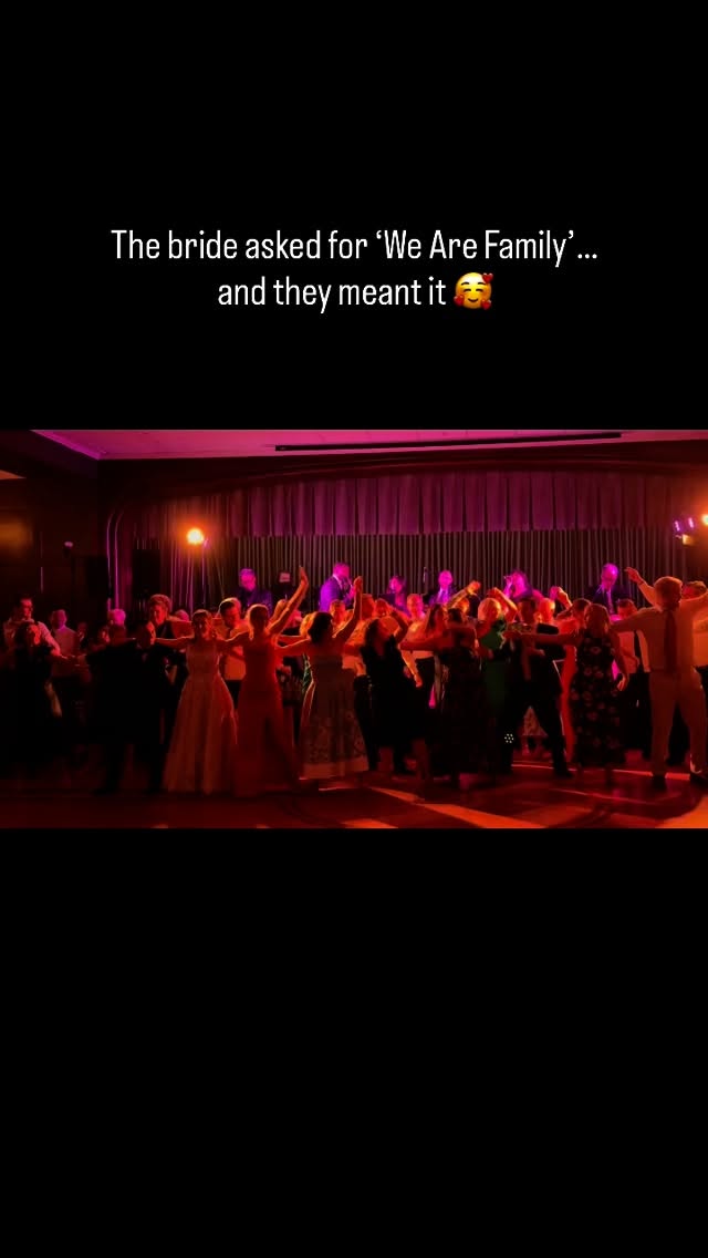 When love + family = the best dance floor ever ️
.
.
.
chicagowedding chrissarlasorchestra chicagoweddingband weddingreception weddingvibes weddinginspo weddinginspiration brideandgroom wearefamily receptiongoals familylove viralwedding chevychasecountryclub chevychasecountryclubwedding familydance instareels reelswedding