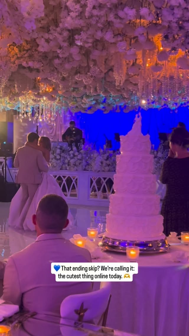 Can we replay this 100x? The sweetest first dance in the dreamiest room 

Event Planner: @_eleganteweddingsandevents
Florist: @yannidesignstudio
Beauty: @glamatelierchicago
Music: @sarlasmusic Chris Sarlas Orchestra
Venue: @kohlerwi The American Club

firstdance weddingfeels couplegoals weddingmagic weddinginspiration weddinginspo weddingvibes weddingdaymoments brideandgroom chrissarlasorchestra weddingreception kohlerwedding americanclubwedding kohleramericanclubwedding chicagoweddingband chicagoentertainment chicagoweddingentertainment weddingplanner weddingreel weddinghighlights luxurywedding luxuryweddings chicagocoverband weddingmoments