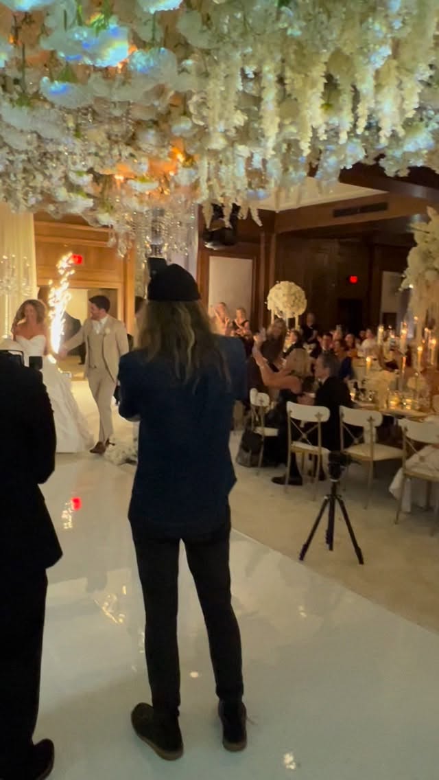 Every detail built for this moment 🧨 T&T️

Grateful to be part of a team like this:

Event Planner: @_eleganteweddingsandevents
Florist: @yannidesignstudio
Beauty: @glamatelierchicago
Music: @sarlasmusic Chris Sarlas Orchestra
Venue: @kohlerwi The American Club

chicagoweddingband luxurywedding  luxuryweddingplanner kohlerwedding weddingreception