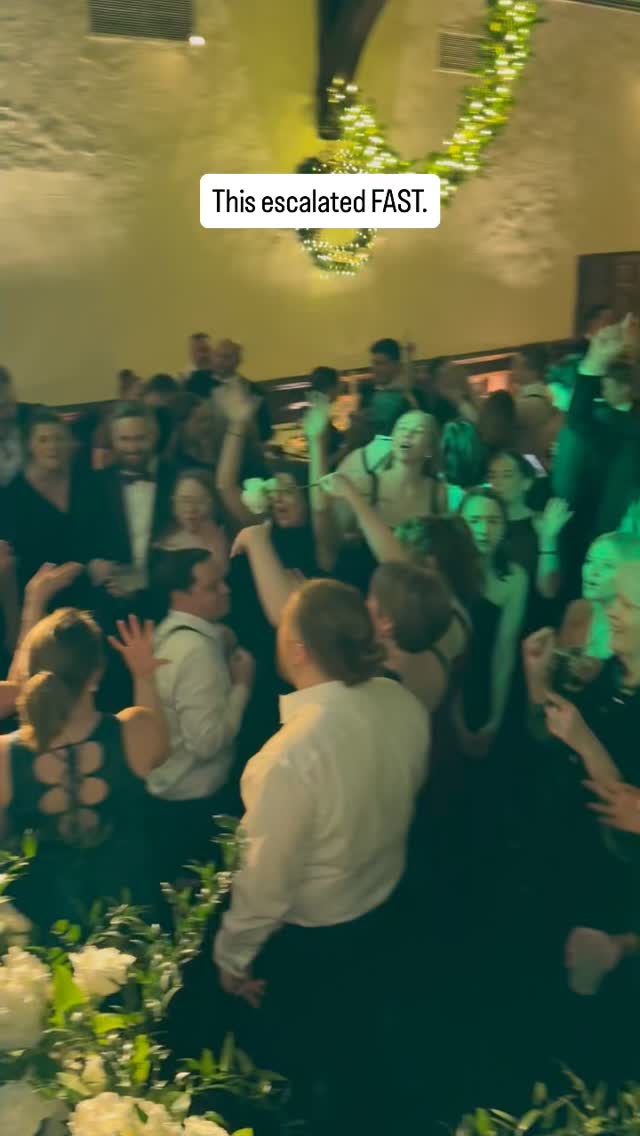 When the dance floor turns into a spontaneous choir. 
The whole room. Every word.

Venue: @michiganshoresclub 
Band: @sarlasmusic Carol Sarlas Orchestra 
Planning: @bridget_mary_weddings 

chicagoweddingband chicagowedding weddinginspo weddingreception chicagoentertainment