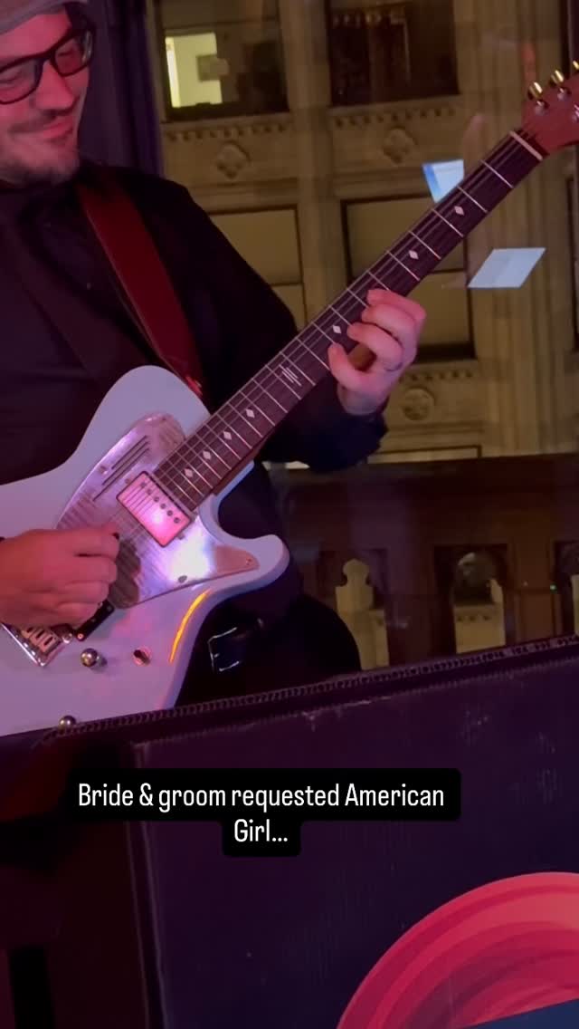 You can’t get this from a playlist. 
When the bride & groom choose a song they love — and the whole room lights up.
Venue: @universityclubofchicago @uccweddings 

carolsarlasorchestra chicagowedding guitarsolo chicagoweddingband chicagoentertainment